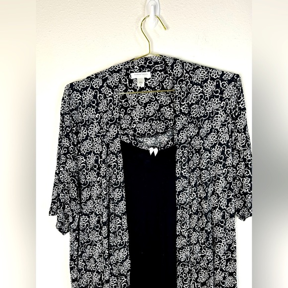 Modern Luxury Carole Hochman Black Floral Sleepwear Set Small Robe & Chemise - Picture 4 of 16